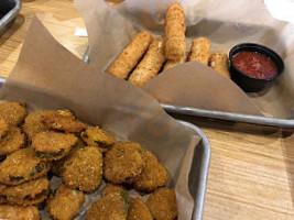 Buffalo Wild Wings food