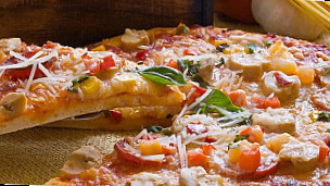 Pino's Pizza Italian food