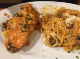 Piccolo's Italian Steak House food