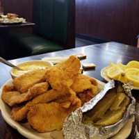 Cedar River Seafood food