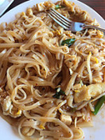 Thao's Thai And Deli food
