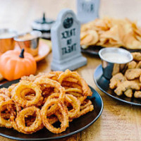 Zaxby's Chicken Fingers Buffalo Wings food