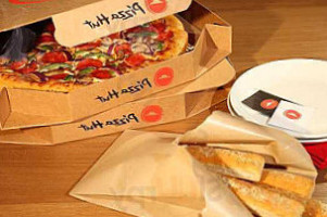 Pizza Hut food