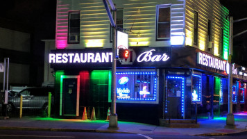 Restaurant M Bar outside