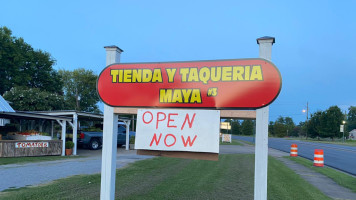 Tienda Y Taqueria Maya Lll outside