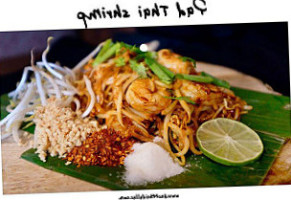 Best Thai Signature Addison food