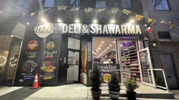 Nada Deli Shawarma outside