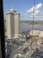 Manning's Harrah's New Orleans food