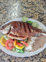 Mariscos El Tarasco food