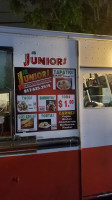 Junior's Taco Truck outside