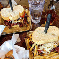 Primanti Bros. Restaurant And Bar Lancaster food