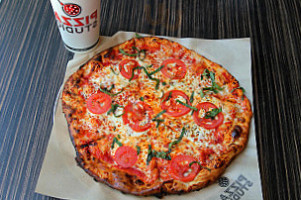 Pizza Studio Cityscape food