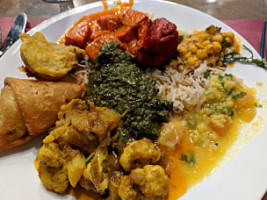 Aman's Indian Bistro food