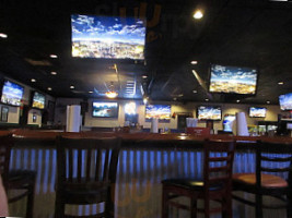 Sports Grill Pembroke Pines inside