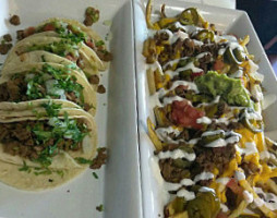 Sergio 's Tacos 'n Salsa food