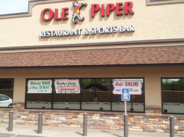 Ole Piper Family Restaurant Sports Bar outside
