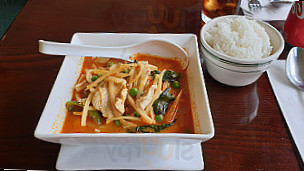 Boonsong Thai Cuisine food