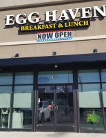 Egg Haven Cafe outside