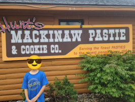 Mackinaw Pastie Cookie Co. food