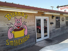 Bubba's Smokehouse outside