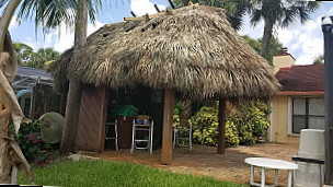 Tiki Huts And Bars inside
