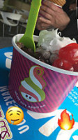 Menchie's Frozen Yogurt food