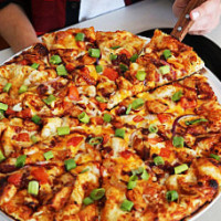 Round Table Pizza, Torrance And North Redondo Beach food