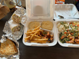 Roro 's Gyro Place food