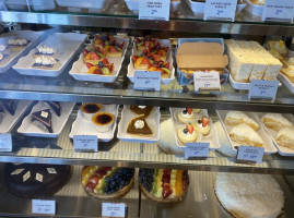 La Madeleine French Bakery Cafe food