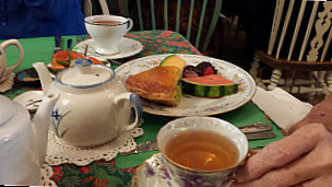 Diane's Tea Room And food
