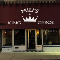 Mili's King Gyros outside