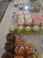 Gigi's Cupcakes food