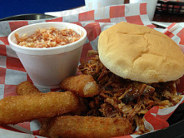 Little Pigs Bbq food