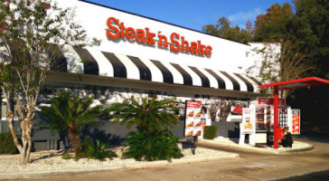Steak N Shake outside
