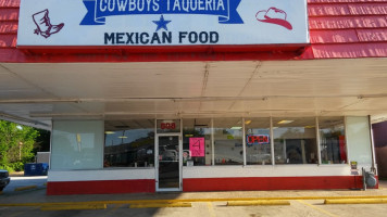 La Auténtica Taqueria food