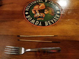 Rowdy Beaver Tavern food