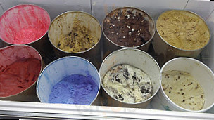 Cowabunga Creamery food