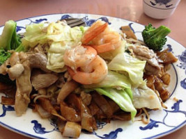 New Tung Kee Noodle House food