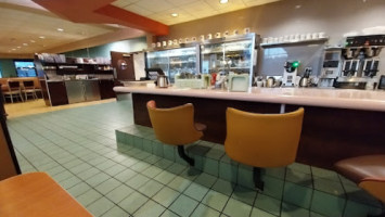 Cromwell Diner inside