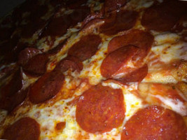 Santini's Pizza Palace food