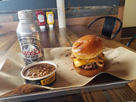 Dickie's Barbecue Pit food