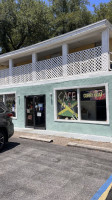 Lana's Jamaica House Cafe outside