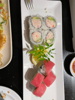 Yatai Sushi Express food