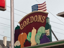 Gordon’s Grocery food