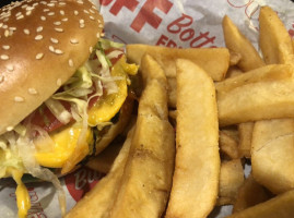 Red Robin Gourmet Burgers And Brews food