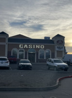 Pete’s Gambling Hall outside