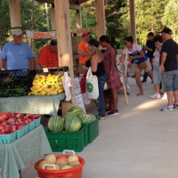 The Market At Magnolia Green food
