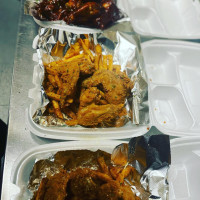 Rubys Soulfood Express inside