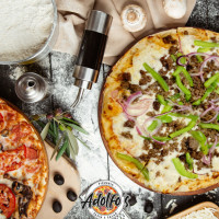 Adolfo's Pizzeria food