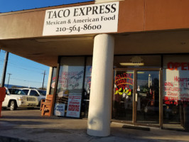 Taco Express outside
